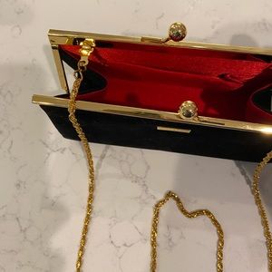 St. John Clutch Black Excellent Condition